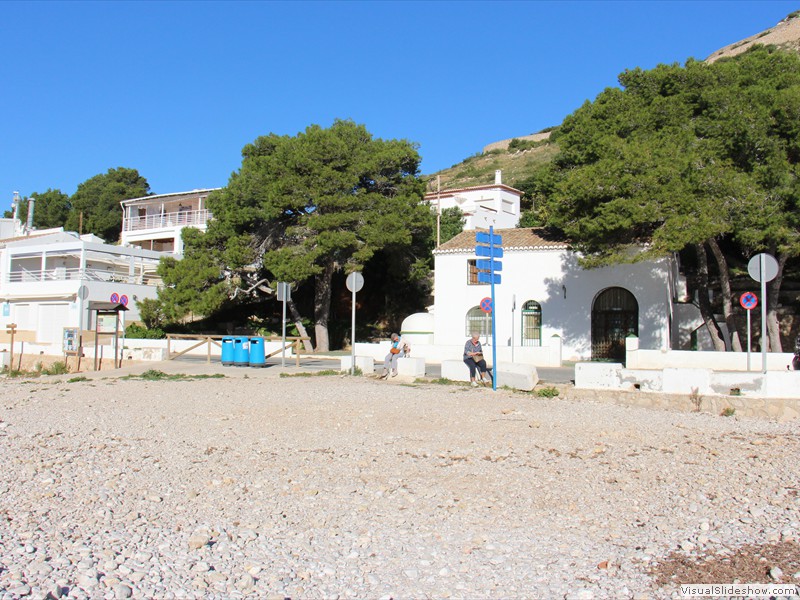 Moir-036